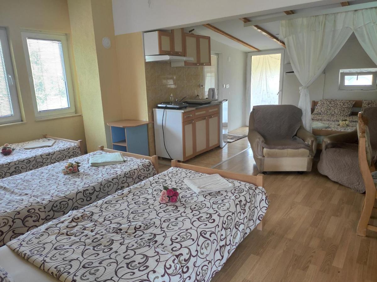 Villa Kliment โอครีด ภายนอก รูปภาพ